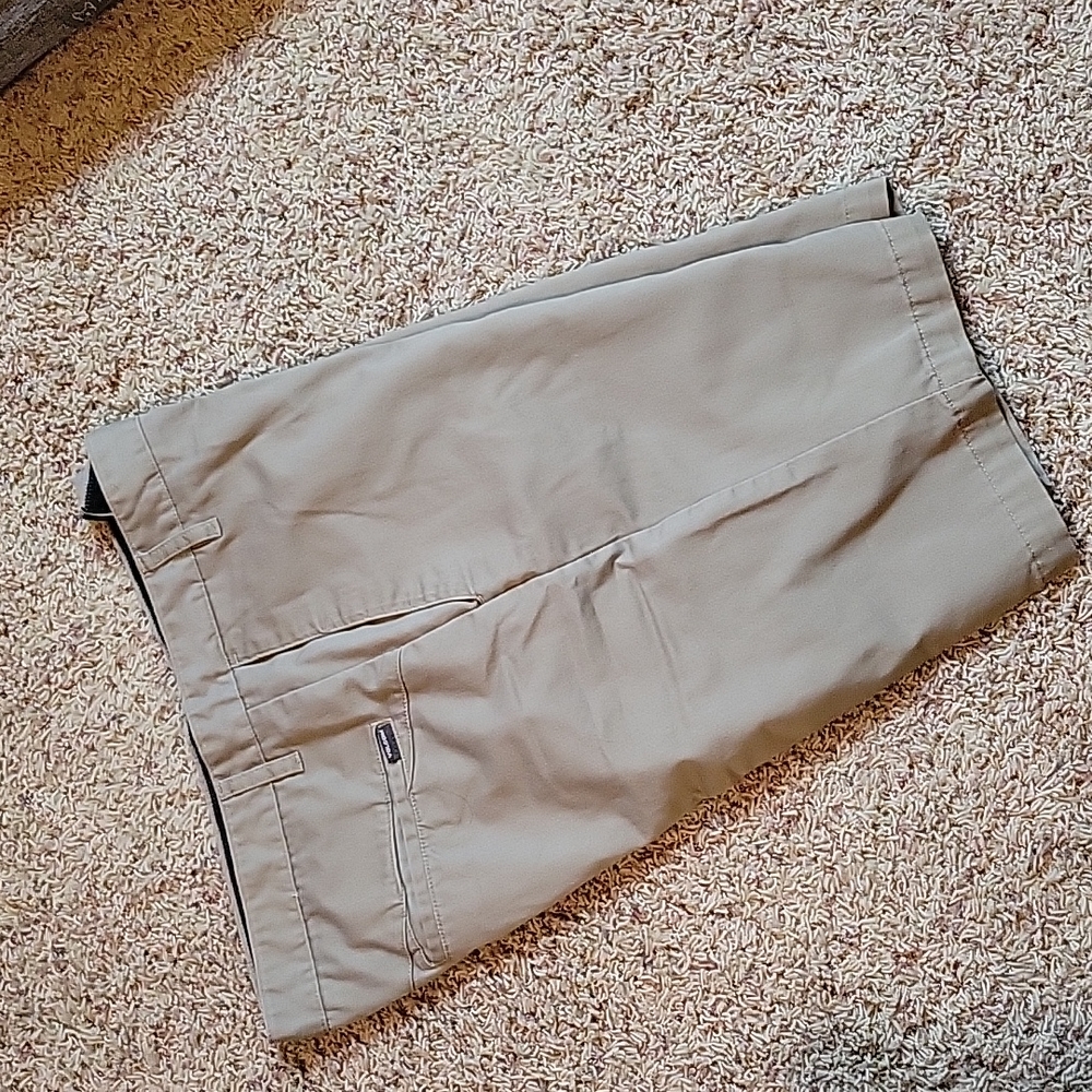 Volcom shorts